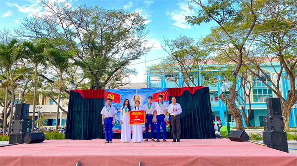 Hình ảnh tại trường11