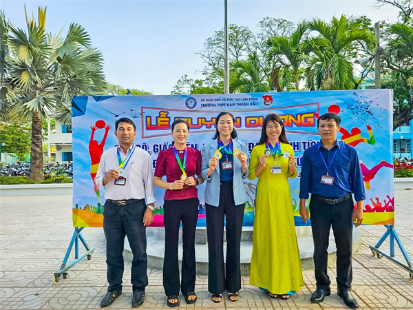 Hình ảnh tại trường46